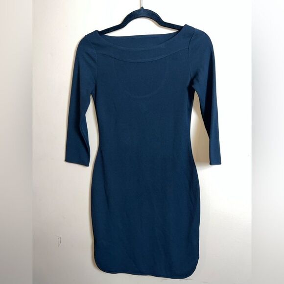 Banana Republic Dresses & Skirts - Banana Republic Black Bodycon Boatneck Open Back Little Black Dress Size XXS